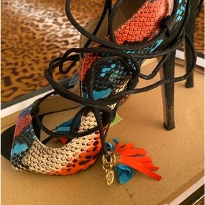 Women high heels sandals colorful like the picture size 7.5